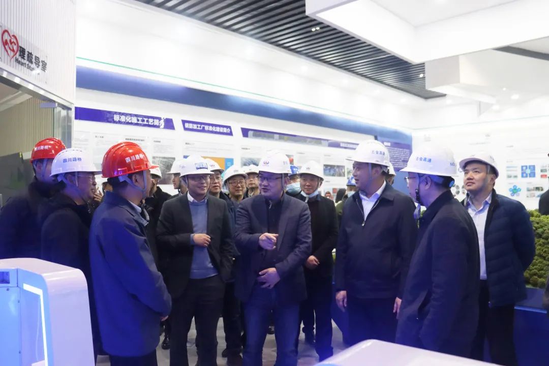 蜀道集團(tuán)總經(jīng)理助理，蜀道高速集團(tuán)黨委書記、董事長(zhǎng)陳光軍赴古金高速ZCB1-3項(xiàng)目開展工作調(diào)研