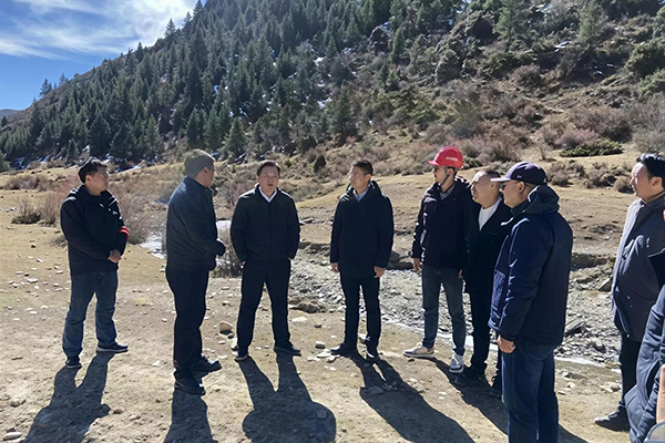雅江縣委書記王軍率隊深入X038米呷項目督導調(diào)研